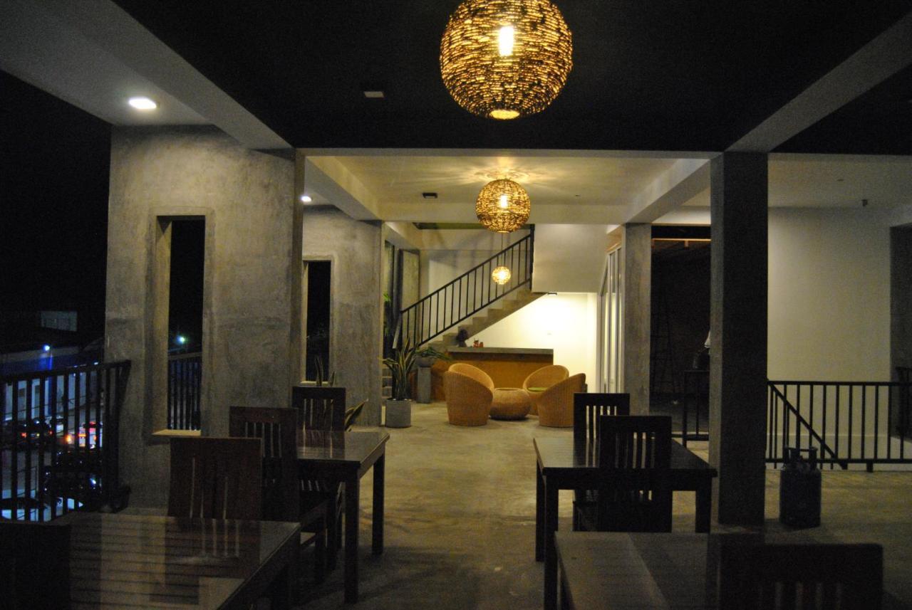 The Canoe Negombo Ngoại thất bức ảnh